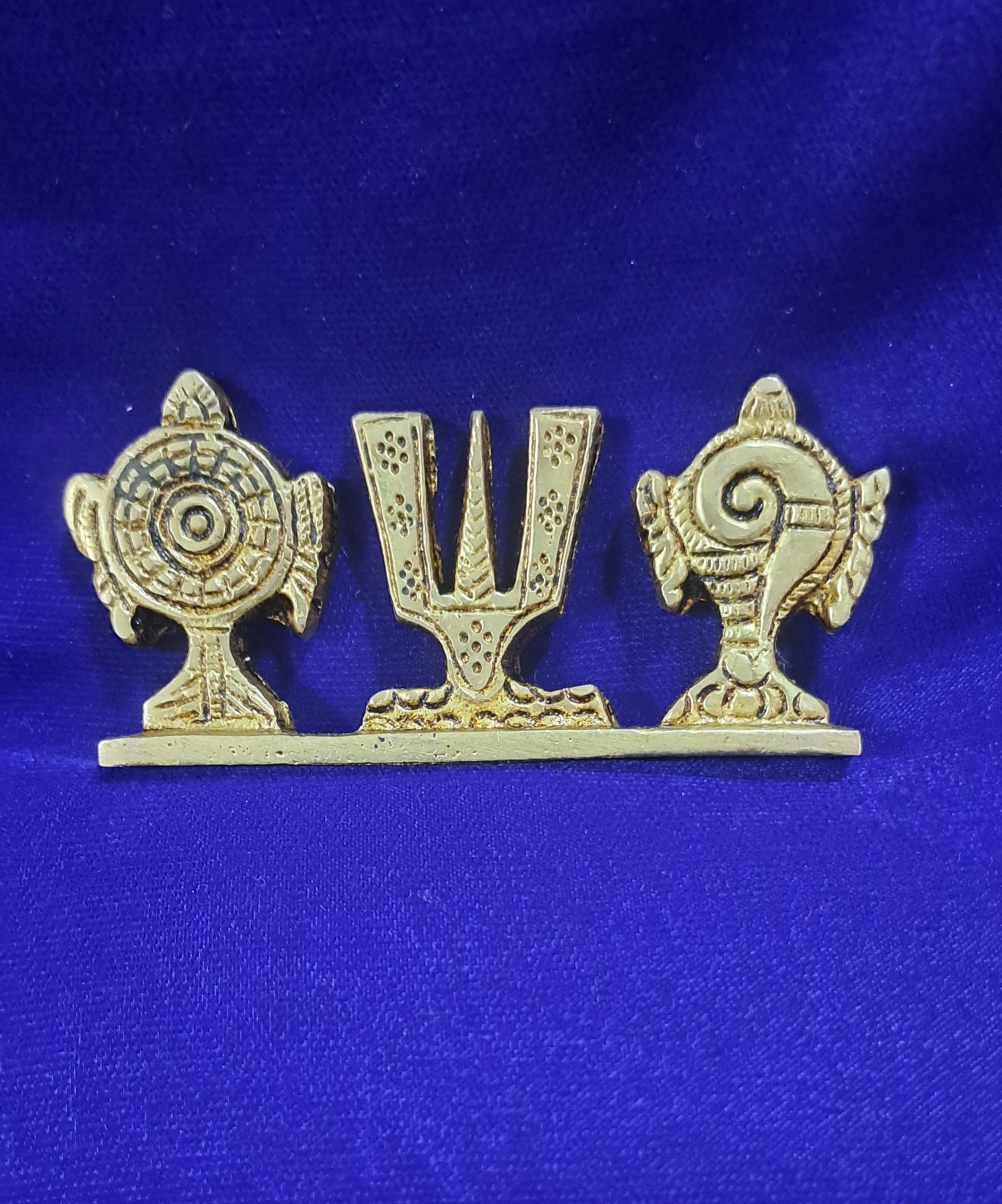 Brass Shanku Chakra Namam Stand